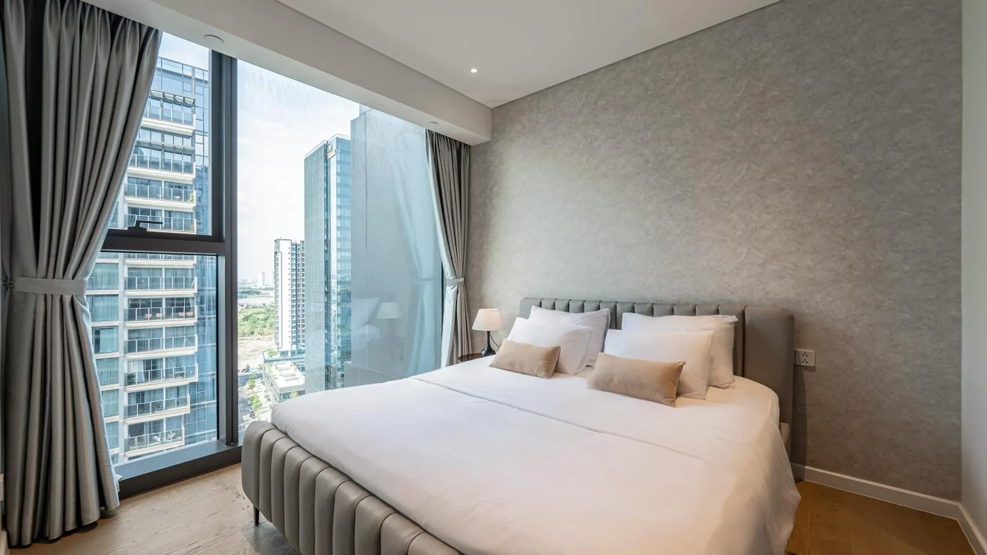 The Metropole Opera Residence By Kaystay Ho Chi Minh