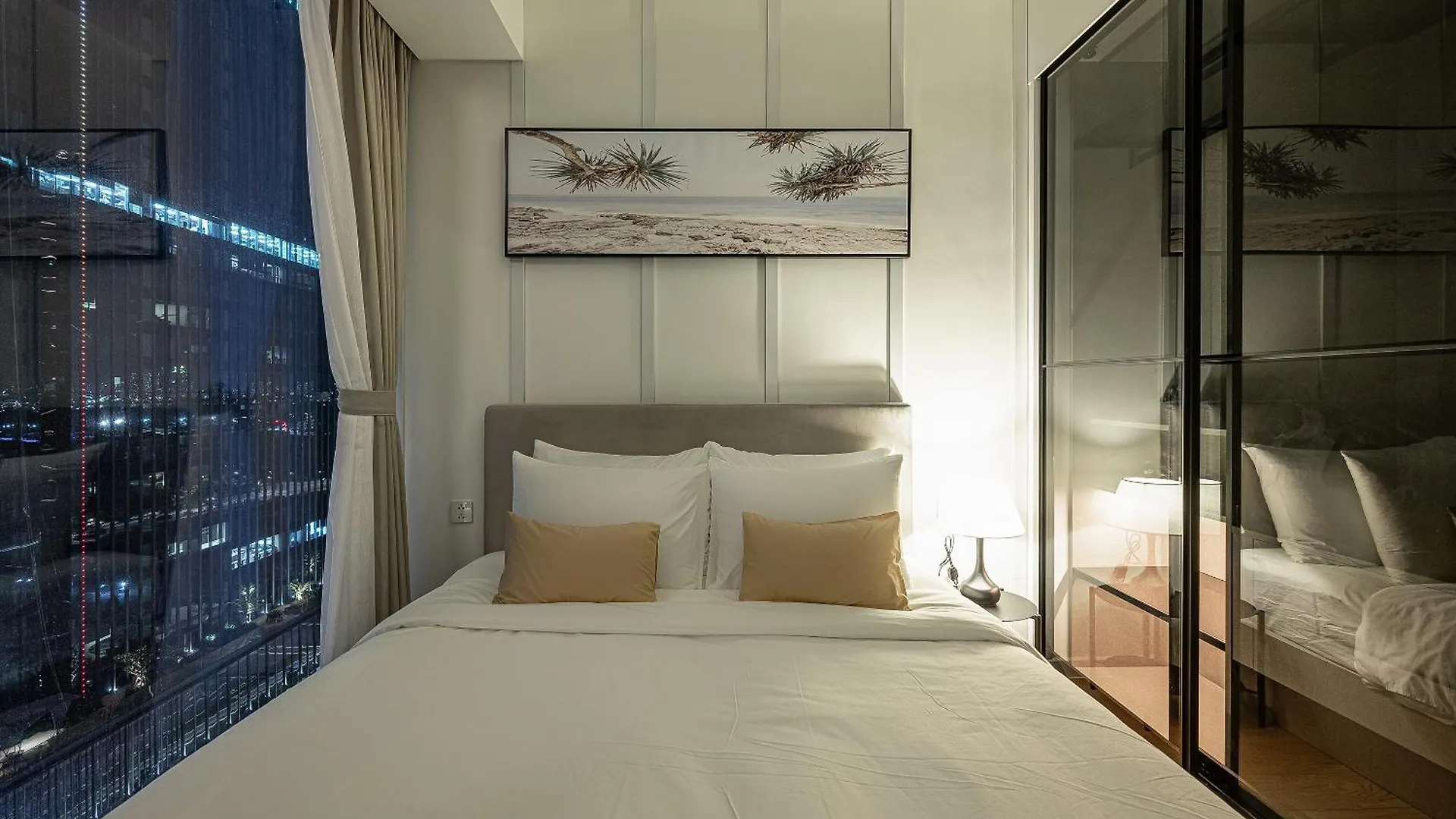 The Metropole Opera Residence By Kaystay Ho Chi Minh City Apartment
