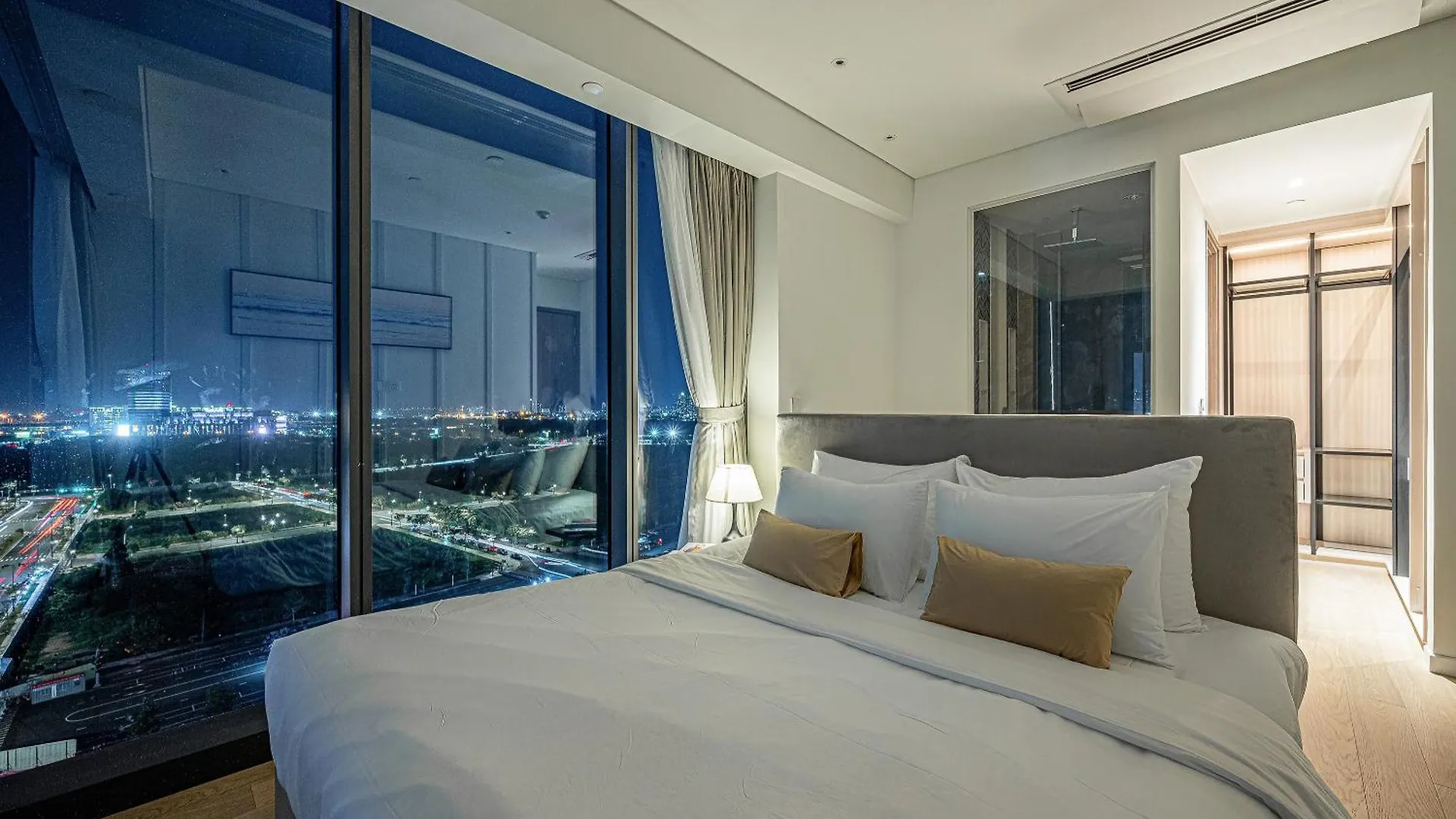 Apartment The Metropole Opera Residence By Kaystay Ho Chi Minh City